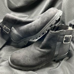 New Black Booties Women’s size 6